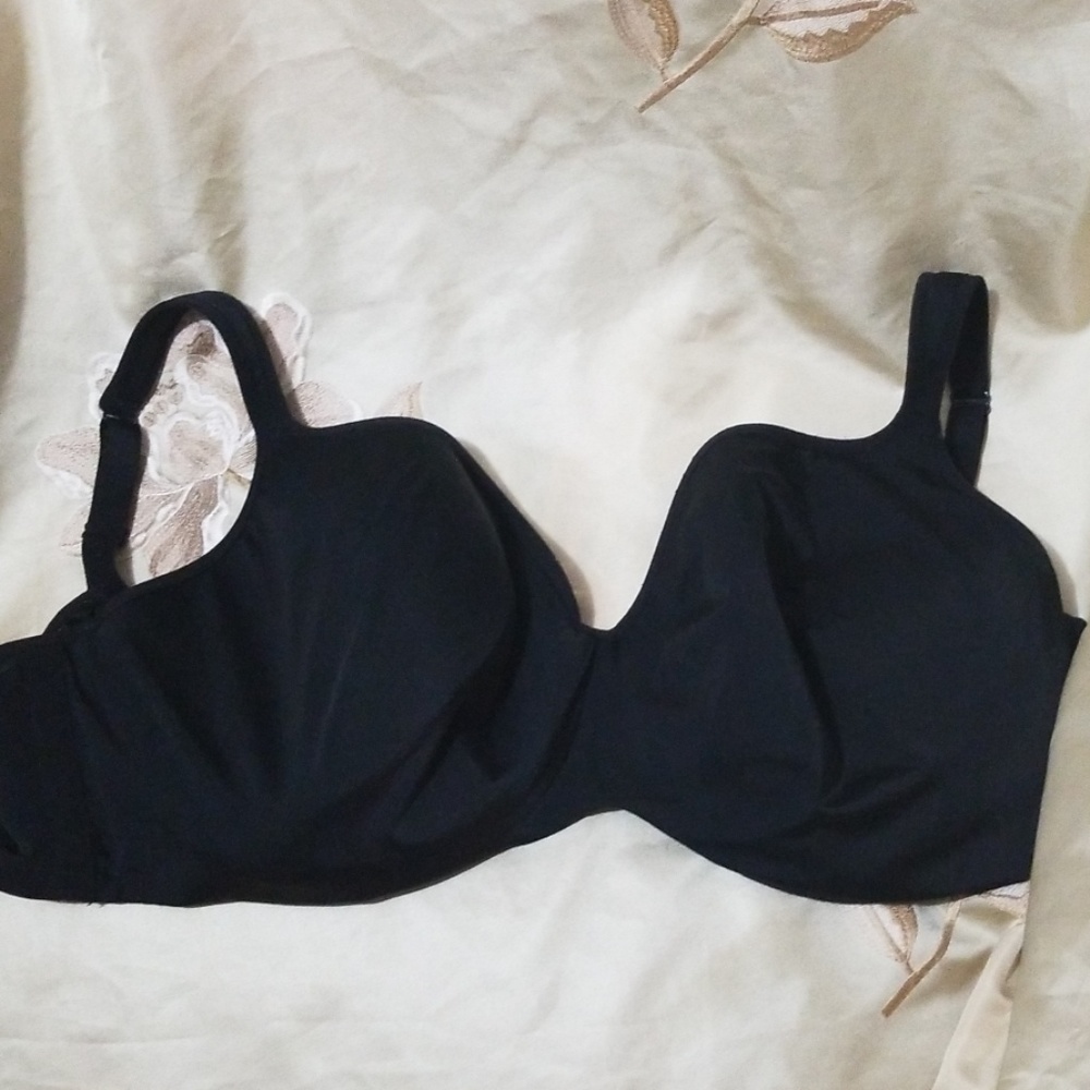black padded unwired bra